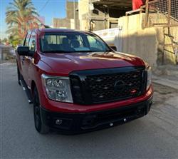 نيسان تيتان